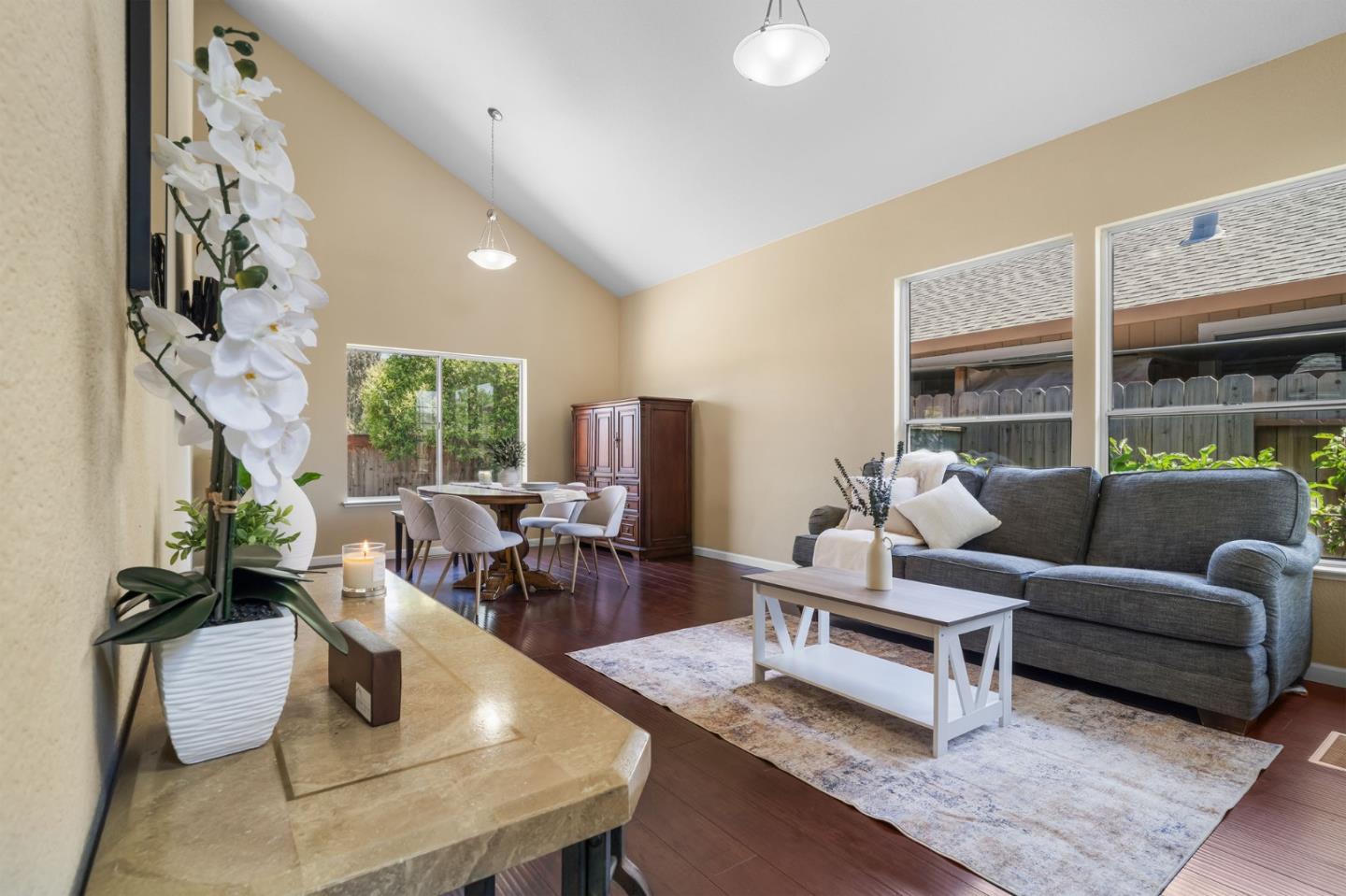 Detail Gallery Image 2 of 34 For 684 Connie St, Santa Rosa,  CA 95407 - 3 Beds | 2/1 Baths