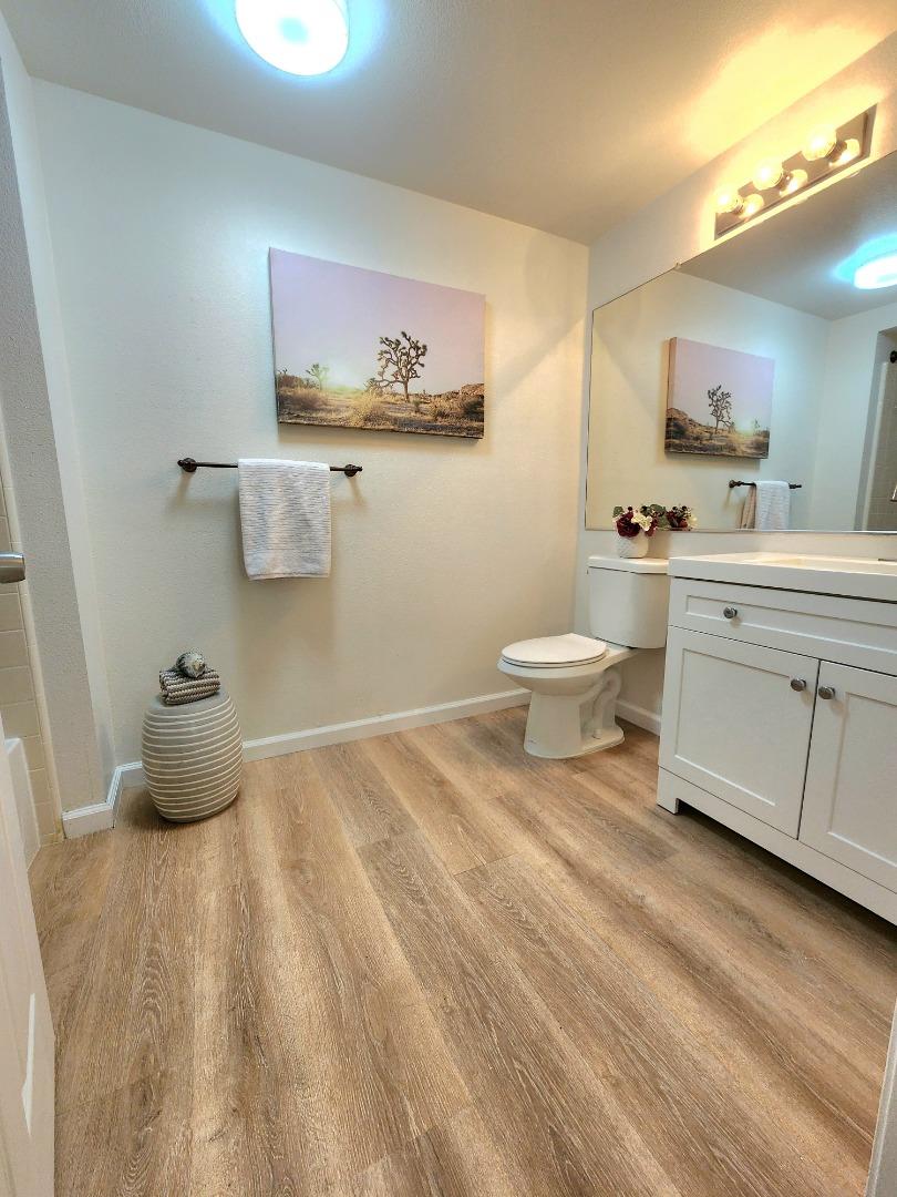 Detail Gallery Image 20 of 36 For 325 Swallowtail Ct, Brisbane,  CA 94005 - 3 Beds | 2 Baths