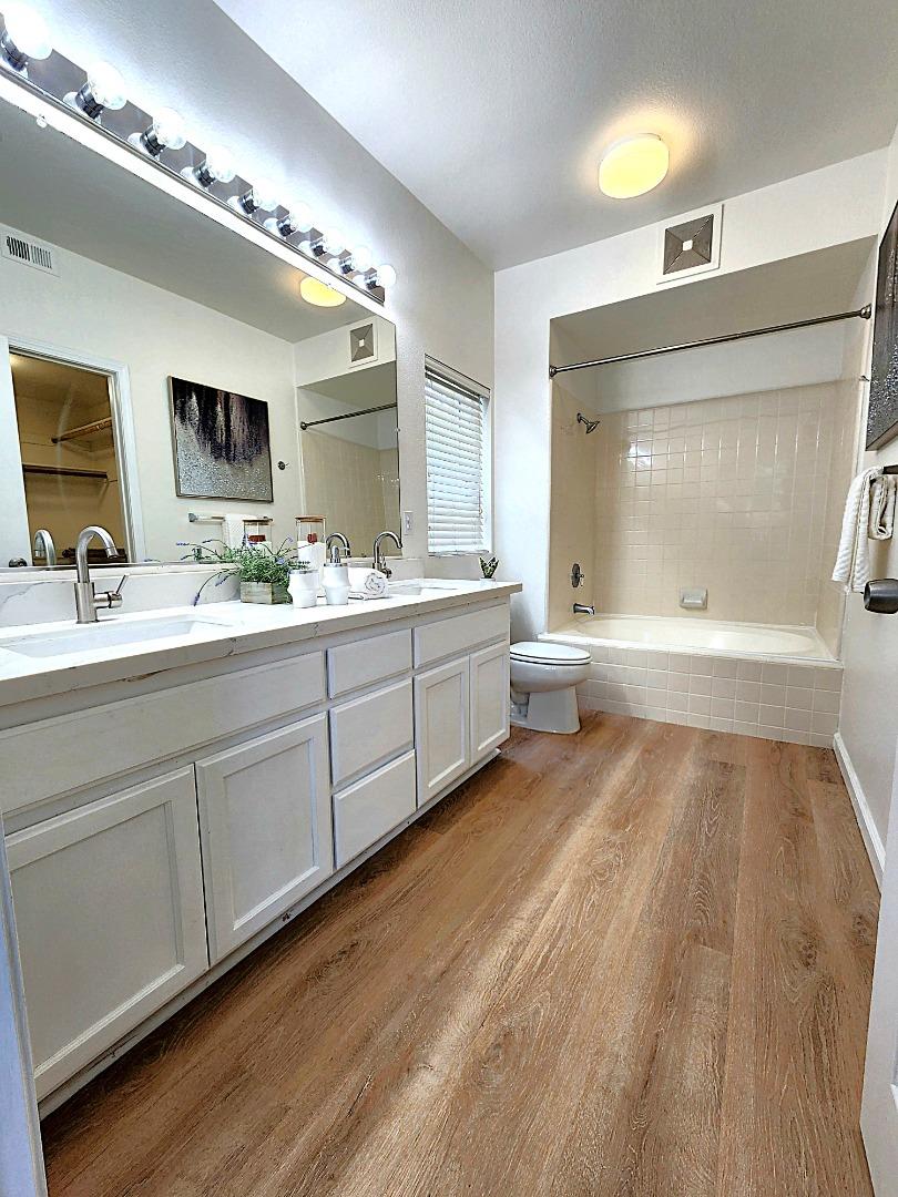 Detail Gallery Image 27 of 36 For 325 Swallowtail Ct, Brisbane,  CA 94005 - 3 Beds | 2 Baths