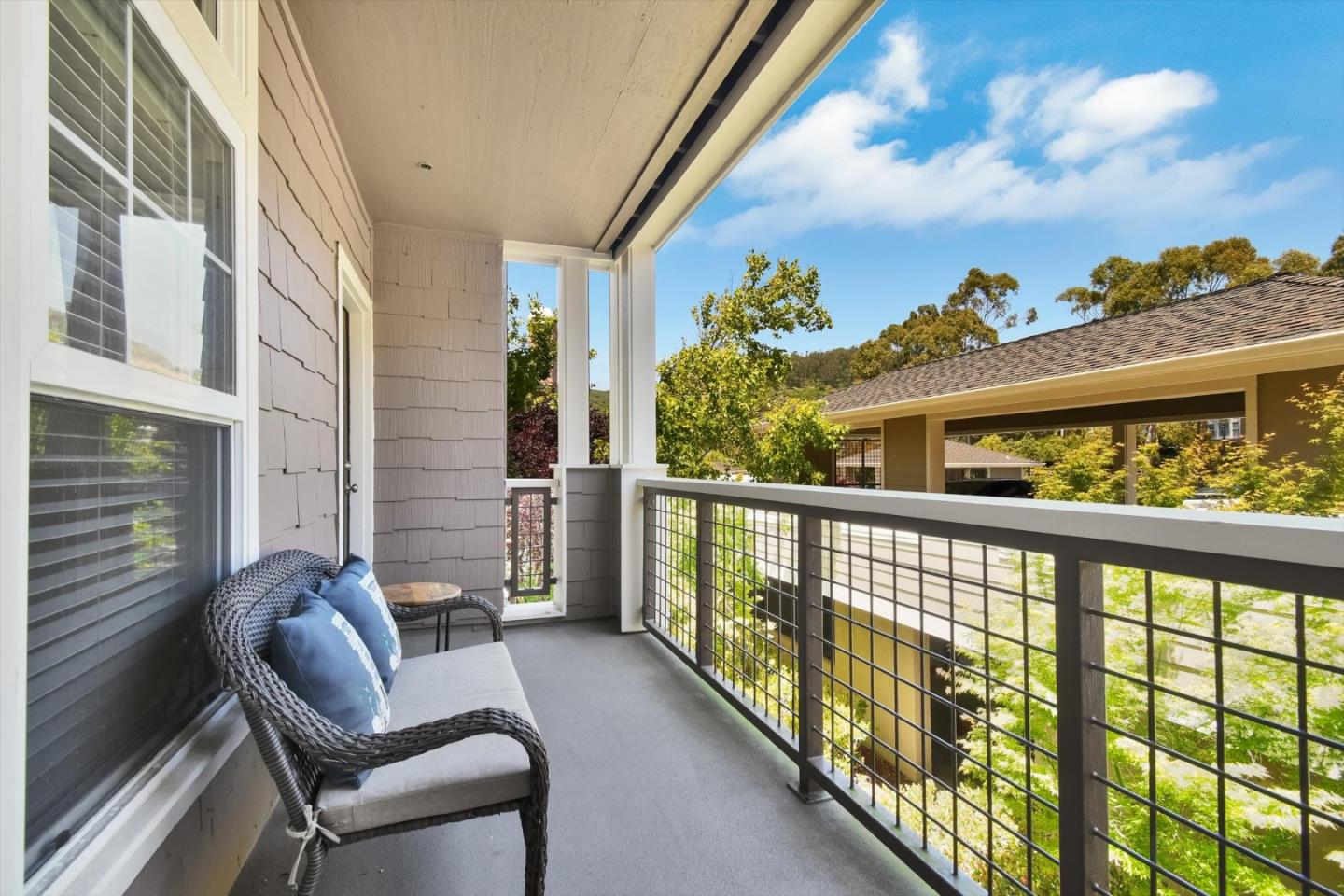 Detail Gallery Image 30 of 36 For 325 Swallowtail Ct, Brisbane,  CA 94005 - 3 Beds | 2 Baths
