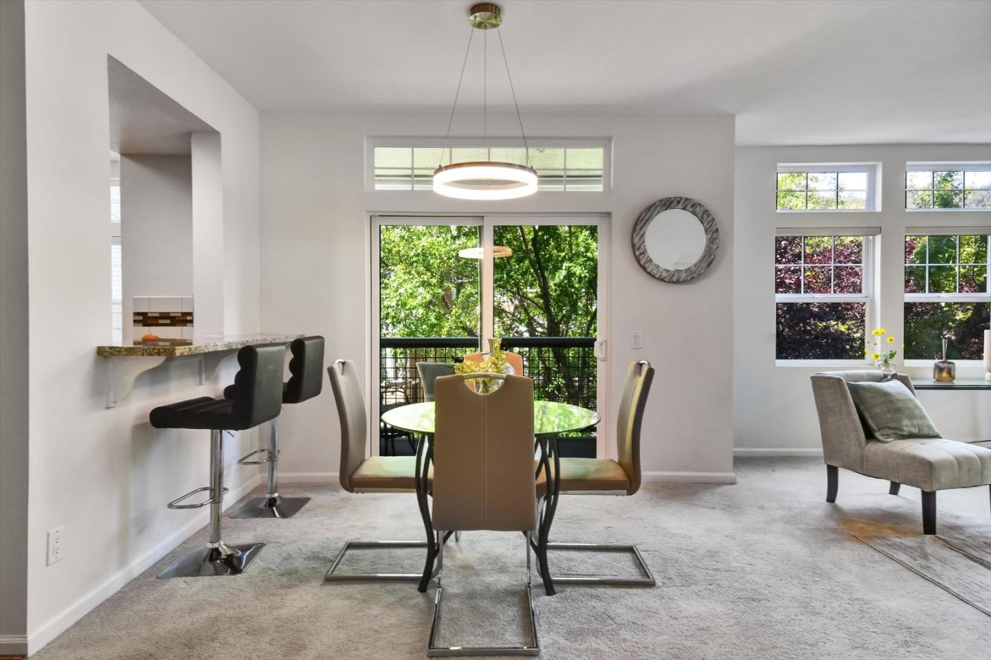 Detail Gallery Image 4 of 36 For 325 Swallowtail Ct, Brisbane,  CA 94005 - 3 Beds | 2 Baths
