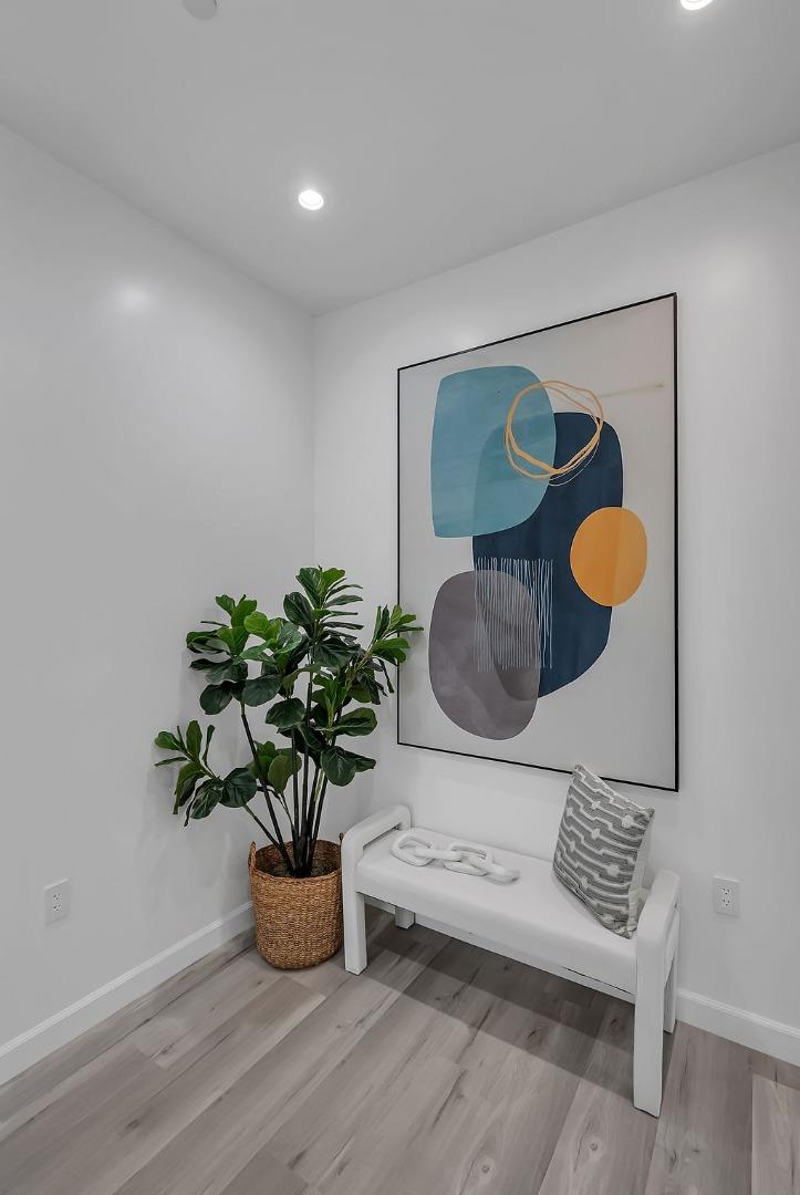 Detail Gallery Image 23 of 54 For 889 Mclellan Dr #212,  South San Francisco,  CA 94080 - 3 Beds | 2 Baths