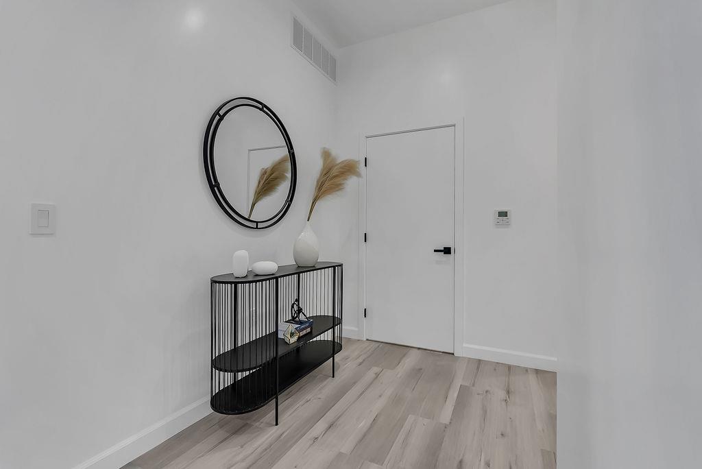 Detail Gallery Image 26 of 54 For 889 Mclellan Dr #212,  South San Francisco,  CA 94080 - 3 Beds | 2 Baths