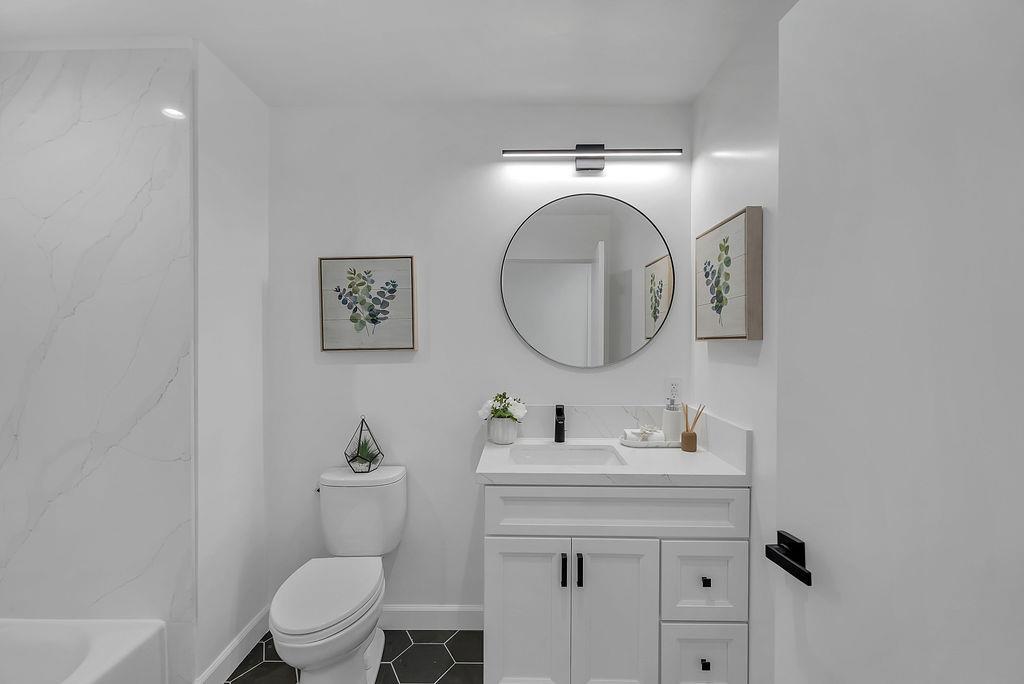 Detail Gallery Image 28 of 54 For 889 Mclellan Dr #212,  South San Francisco,  CA 94080 - 3 Beds | 2 Baths