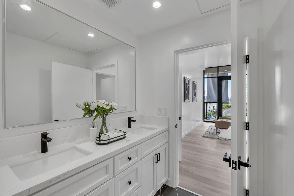 Detail Gallery Image 43 of 54 For 889 Mclellan Dr #212,  South San Francisco,  CA 94080 - 3 Beds | 2 Baths