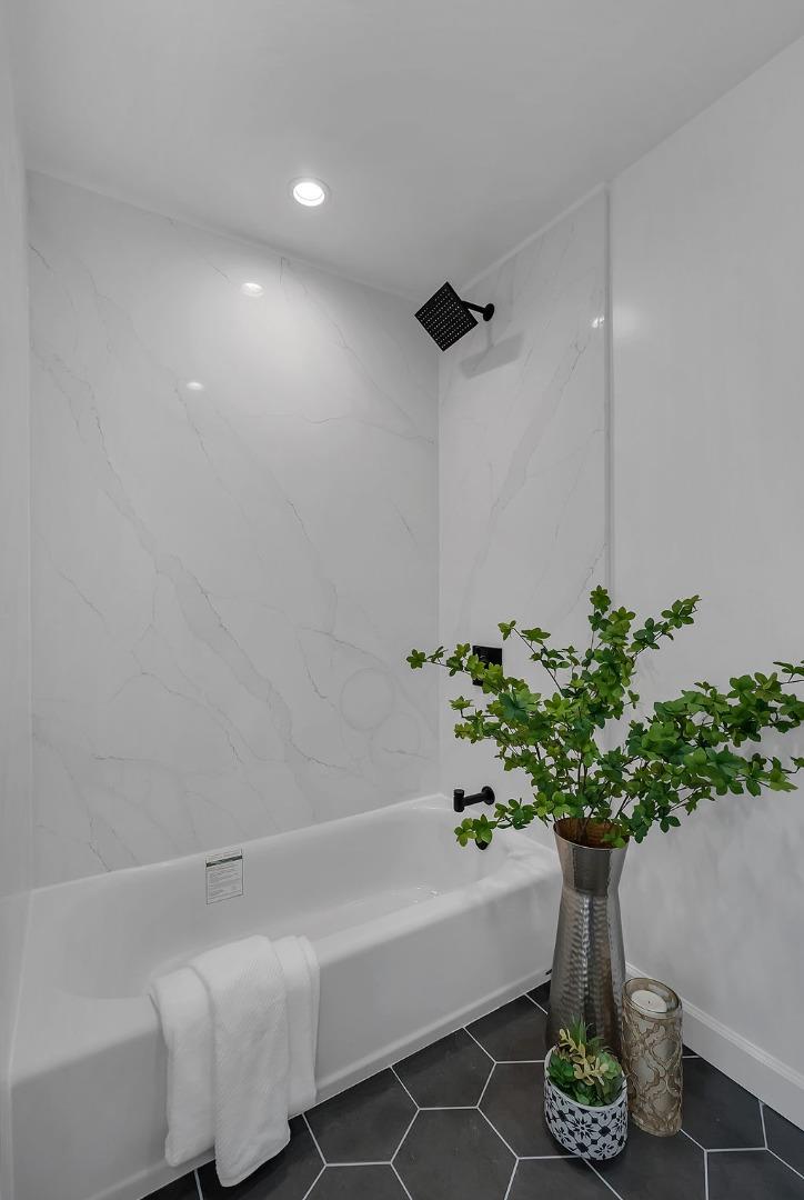 Detail Gallery Image 44 of 54 For 889 Mclellan Dr #212,  South San Francisco,  CA 94080 - 3 Beds | 2 Baths