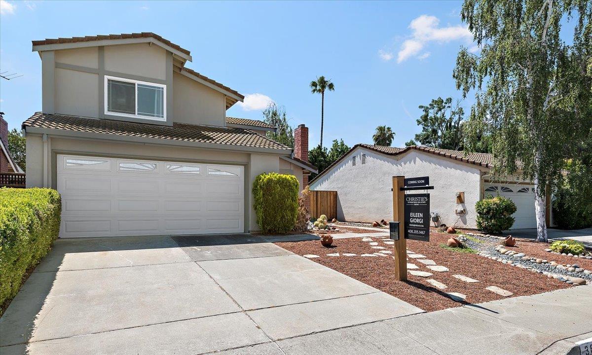Detail Gallery Image 2 of 30 For 36 Southmar Ct, San Jose,  CA 95138 - 4 Beds | 2/1 Baths