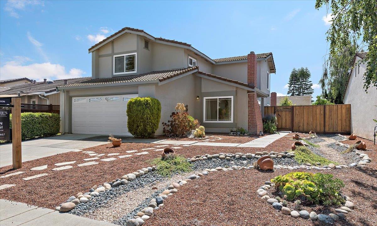 Detail Gallery Image 3 of 30 For 36 Southmar Ct, San Jose,  CA 95138 - 4 Beds | 2/1 Baths