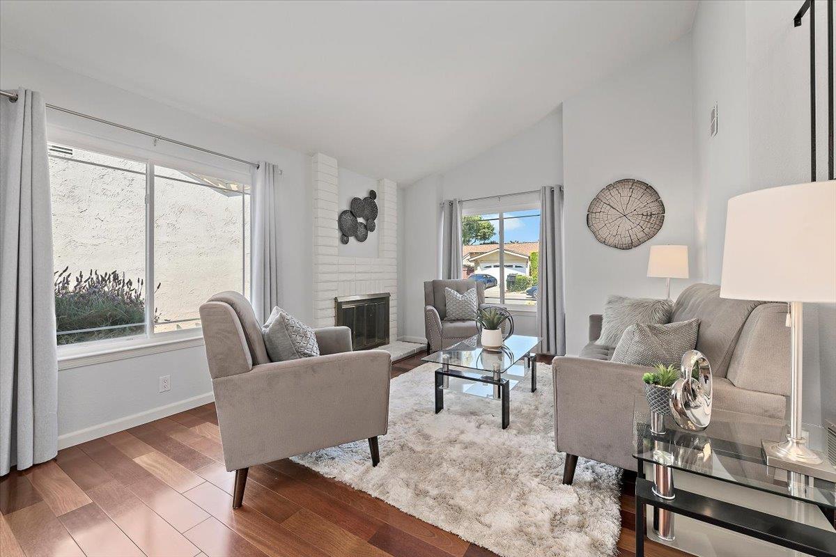 Detail Gallery Image 7 of 30 For 36 Southmar Ct, San Jose,  CA 95138 - 4 Beds | 2/1 Baths