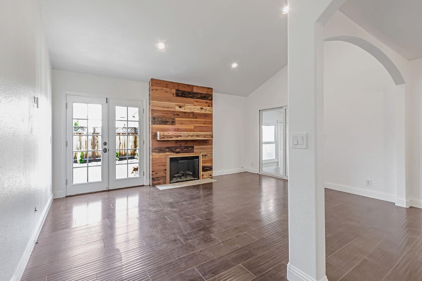 Detail Gallery Image 7 of 41 For 738 Shawnee Ln, San Jose,  CA 95123 - 4 Beds | 2 Baths
