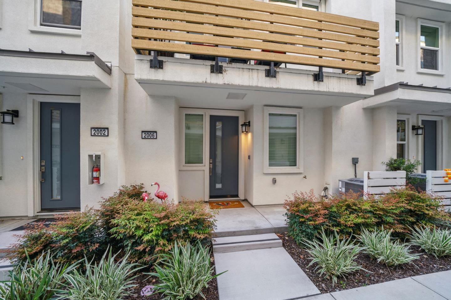 Front Image Thumbnail for ML82010141