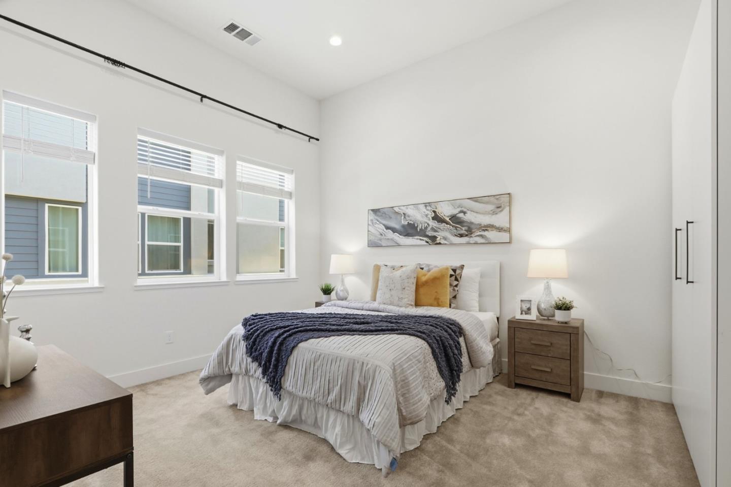 Detail Gallery Image 15 of 37 For 2006 Terracotta Ct, Milpitas,  CA 95035 - 3 Beds | 3 Baths