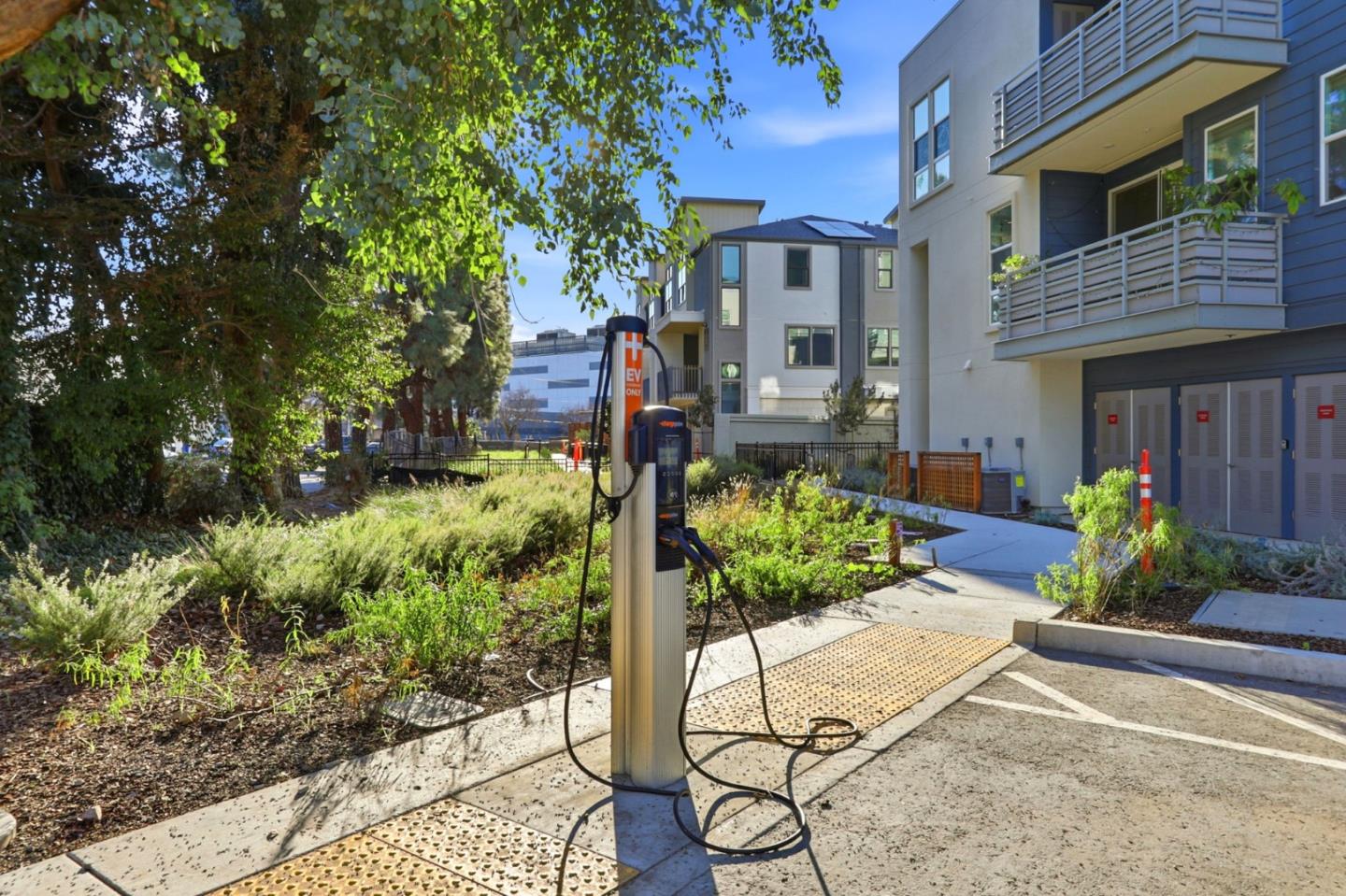 Detail Gallery Image 37 of 37 For 2006 Terracotta Ct, Milpitas,  CA 95035 - 3 Beds | 3 Baths