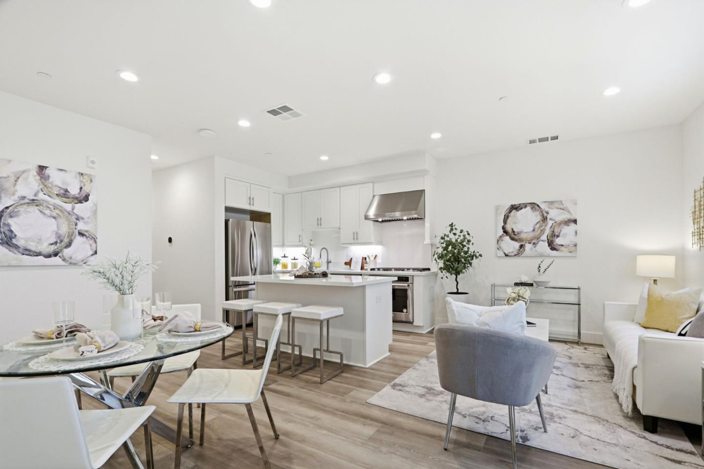 Detail Gallery Image 5 of 37 For 2006 Terracotta Ct, Milpitas,  CA 95035 - 3 Beds | 3 Baths