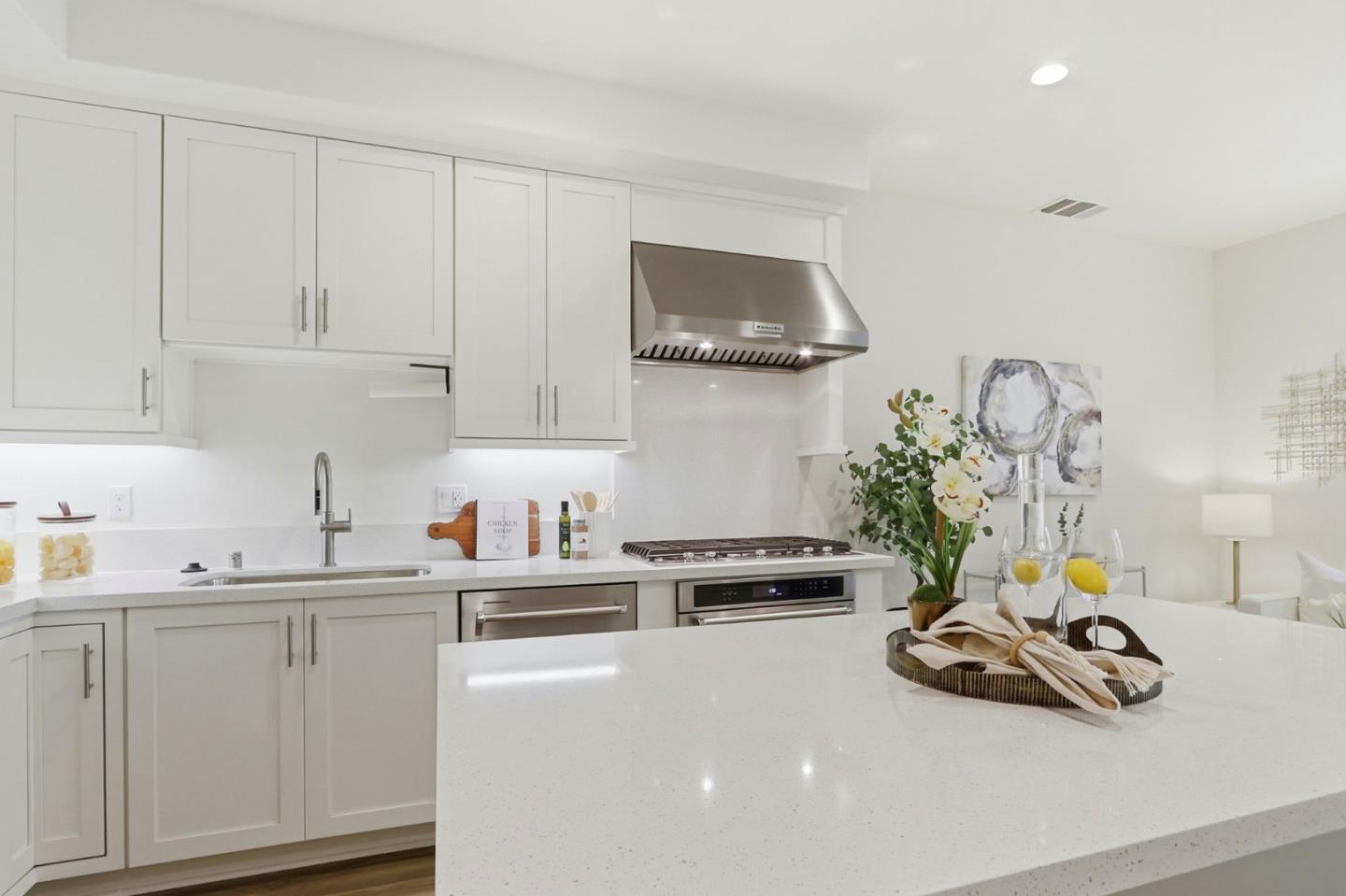 Detail Gallery Image 8 of 37 For 2006 Terracotta Ct, Milpitas,  CA 95035 - 3 Beds | 3 Baths