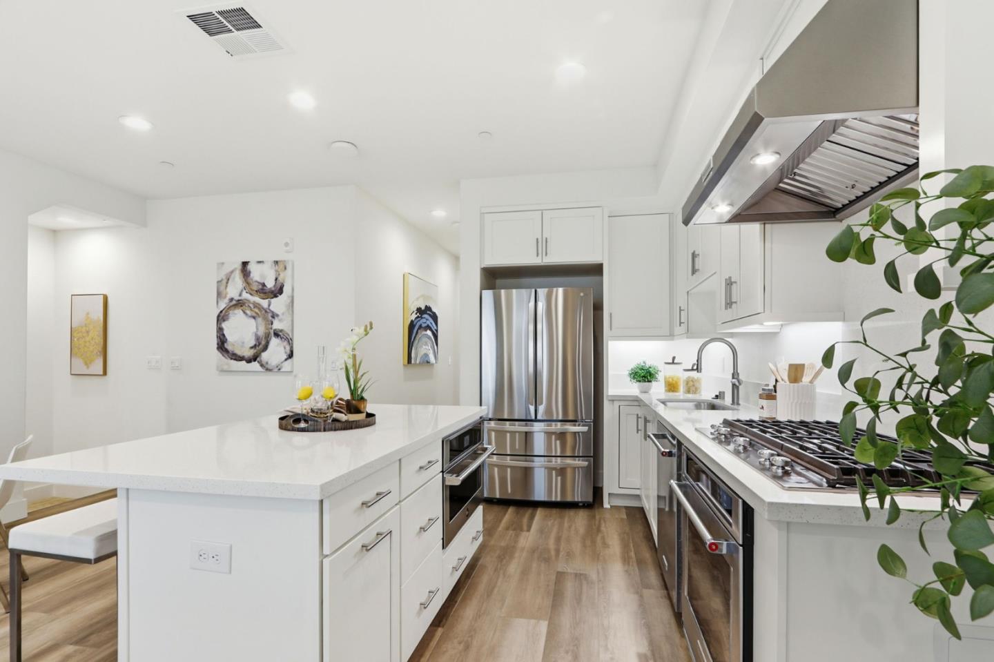 Detail Gallery Image 9 of 37 For 2006 Terracotta Ct, Milpitas,  CA 95035 - 3 Beds | 3 Baths