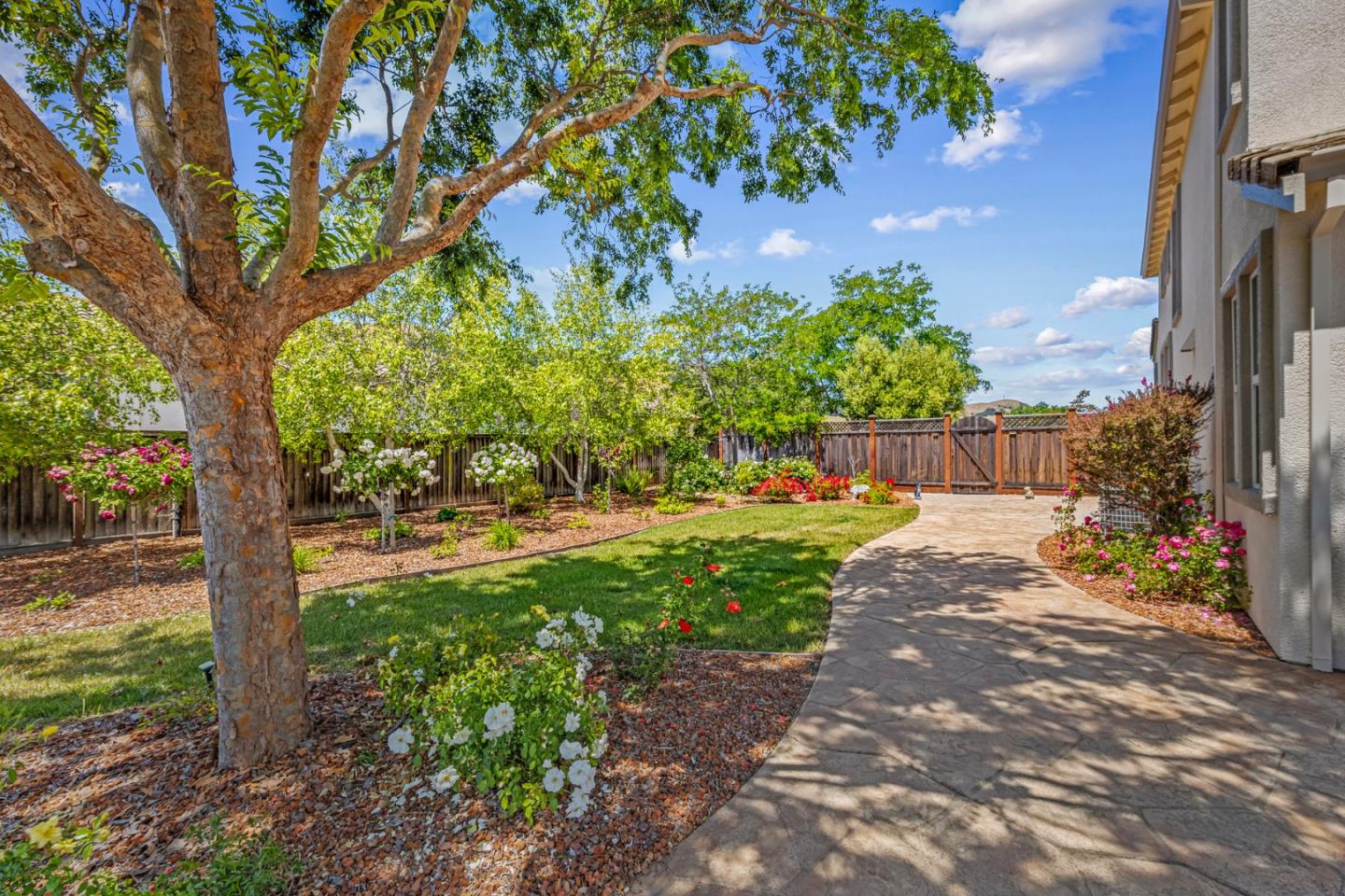 Detail Gallery Image 62 of 73 For 531 via Vaquero Sur, San Juan Bautista,  CA 95045 - 4 Beds | 3 Baths