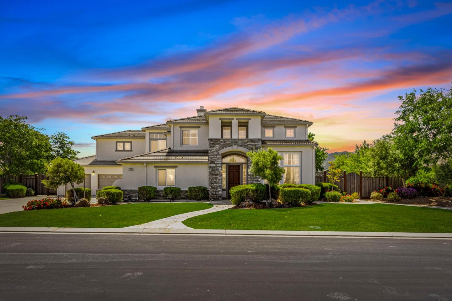 Detail Gallery Image 64 of 73 For 531 via Vaquero Sur, San Juan Bautista,  CA 95045 - 4 Beds | 3 Baths