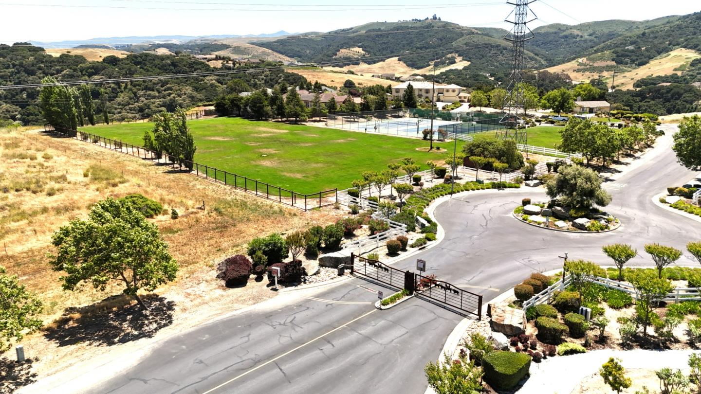 Detail Gallery Image 70 of 73 For 531 via Vaquero Sur, San Juan Bautista,  CA 95045 - 4 Beds | 3 Baths