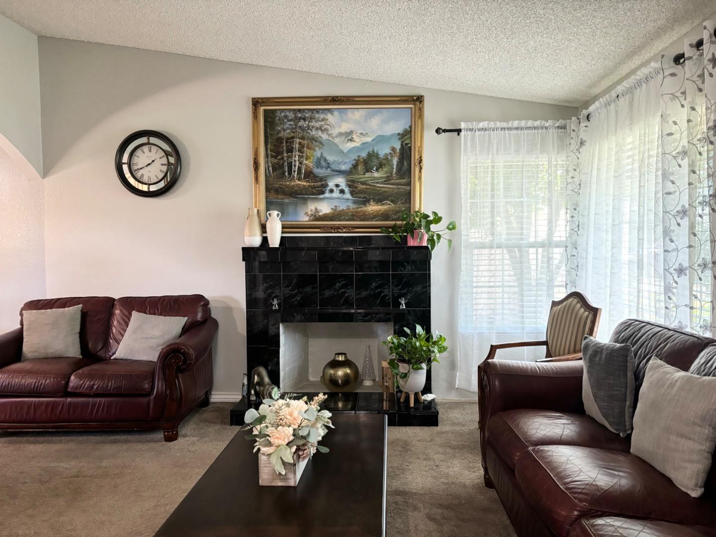 Detail Gallery Image 13 of 29 For 1556 Aldrich Way, San Jose,  CA 95121 - 3 Beds | 2 Baths