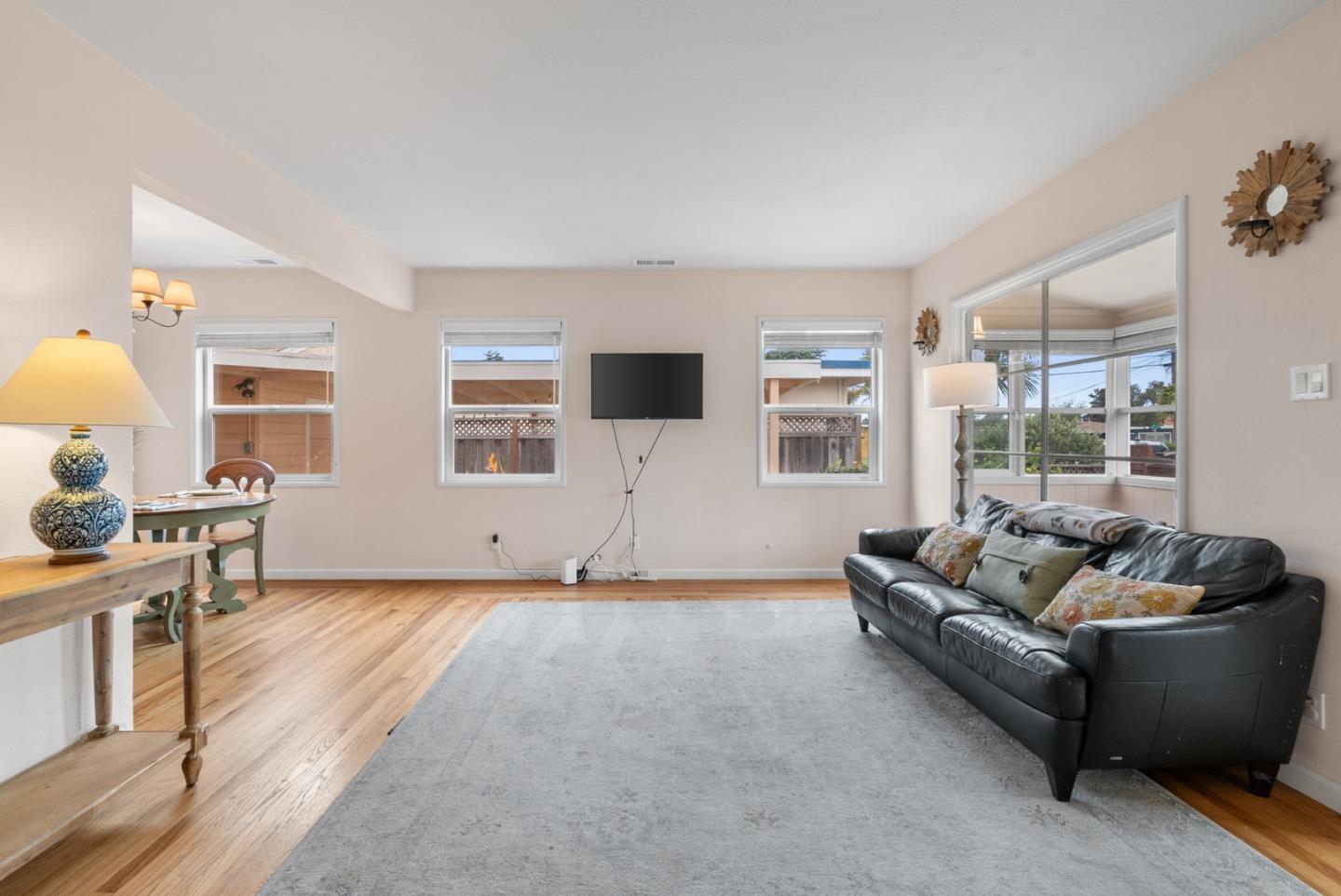 Detail Gallery Image 15 of 42 For 525 Laverne Ave, Aptos,  CA 95003 - 2 Beds | 1 Baths