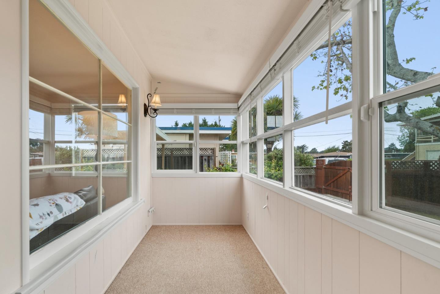 Detail Gallery Image 8 of 42 For 525 Laverne Ave, Aptos,  CA 95003 - 2 Beds | 1 Baths