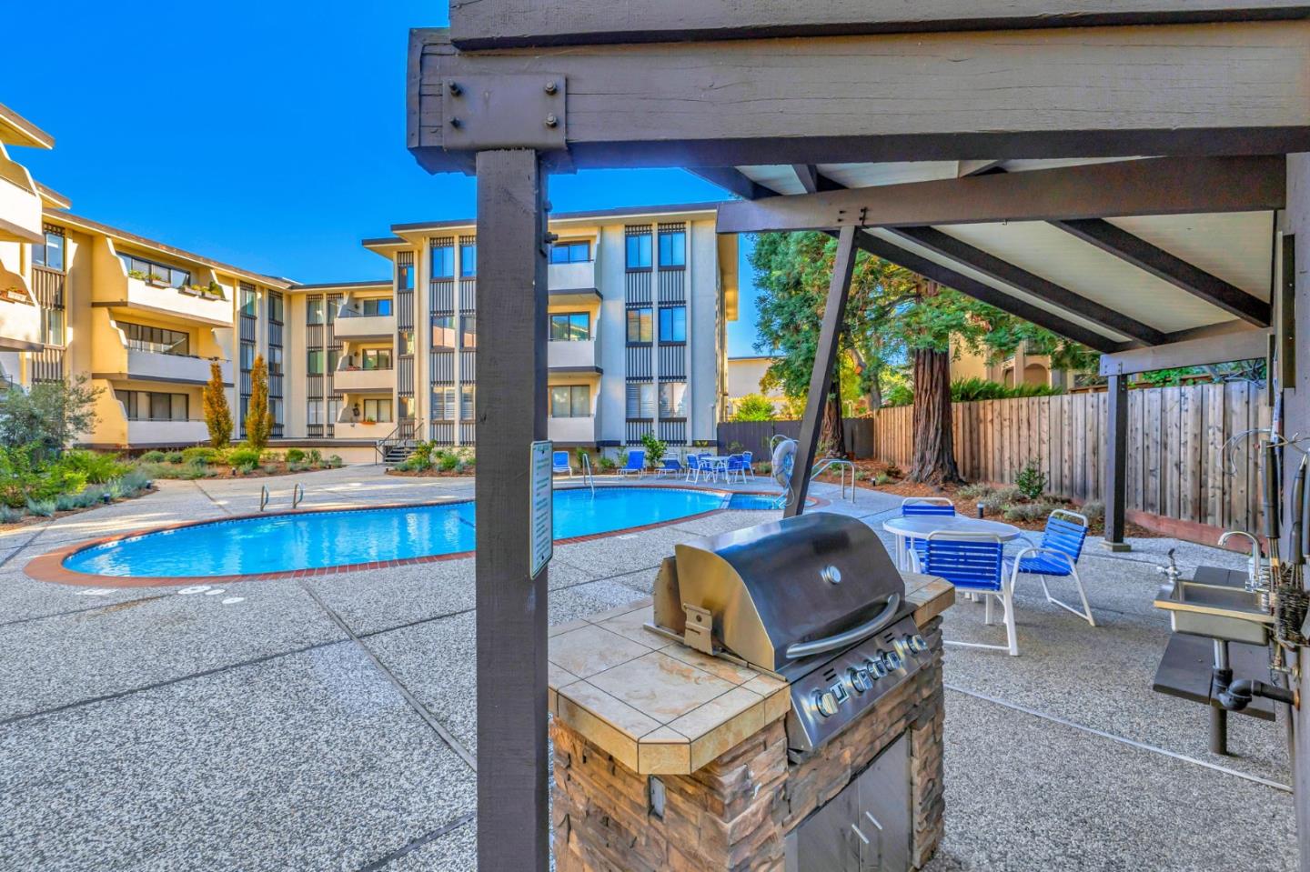 Detail Gallery Image 34 of 35 For 1515 Floribunda Ave #205,  Burlingame,  CA 94010 - 2 Beds | 2 Baths