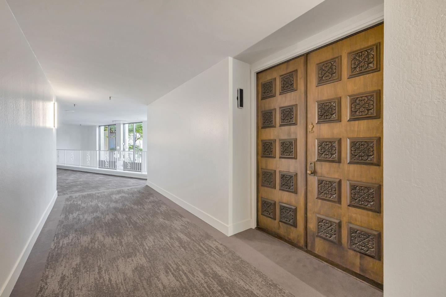 Detail Gallery Image 6 of 35 For 1515 Floribunda Ave #205,  Burlingame,  CA 94010 - 2 Beds | 2 Baths