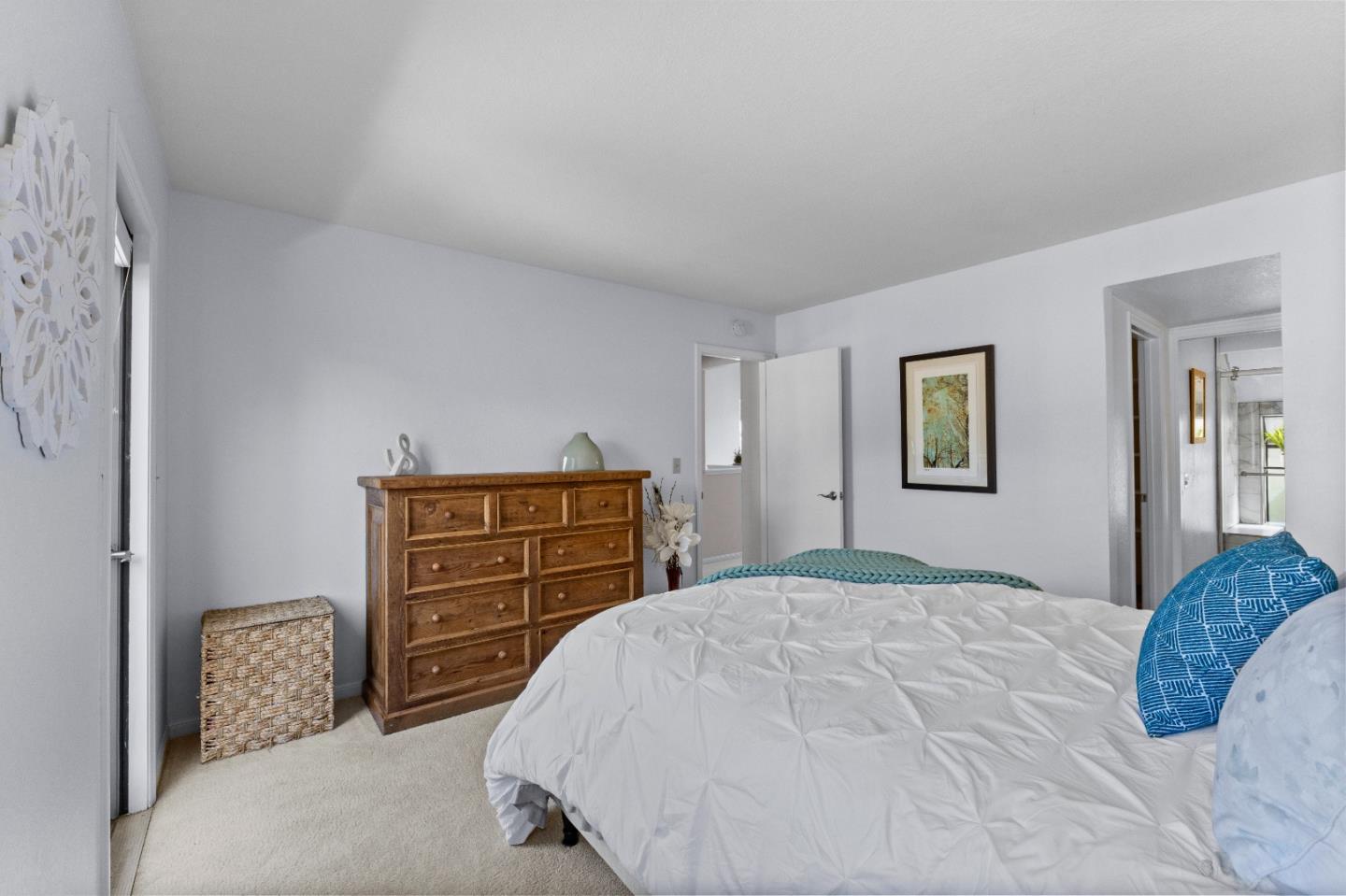 Detail Gallery Image 21 of 36 For 2707 Amberwood Ln, Santa Cruz,  CA 95065 - 3 Beds | 2/1 Baths