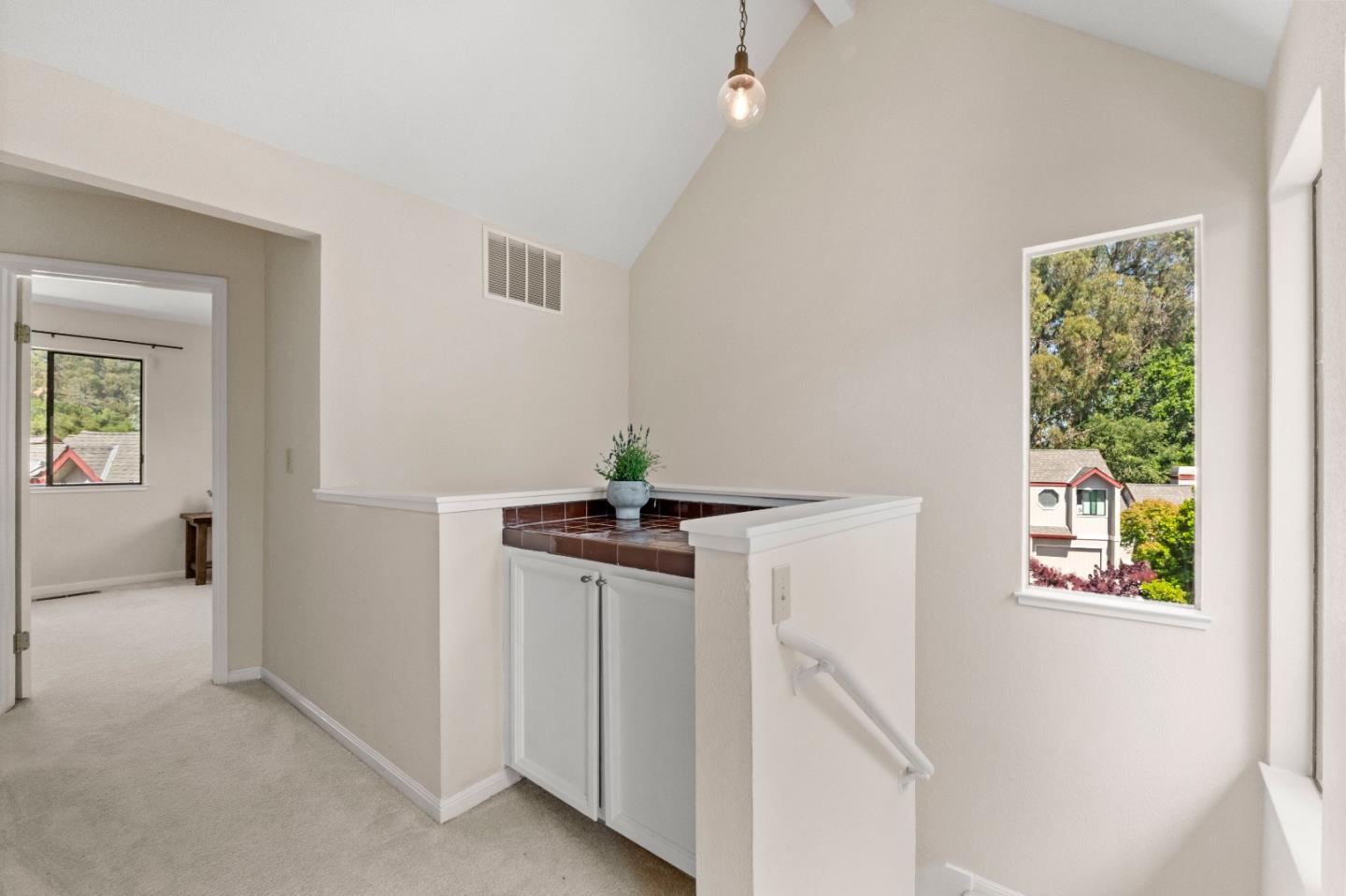 Detail Gallery Image 27 of 36 For 2707 Amberwood Ln, Santa Cruz,  CA 95065 - 3 Beds | 2/1 Baths