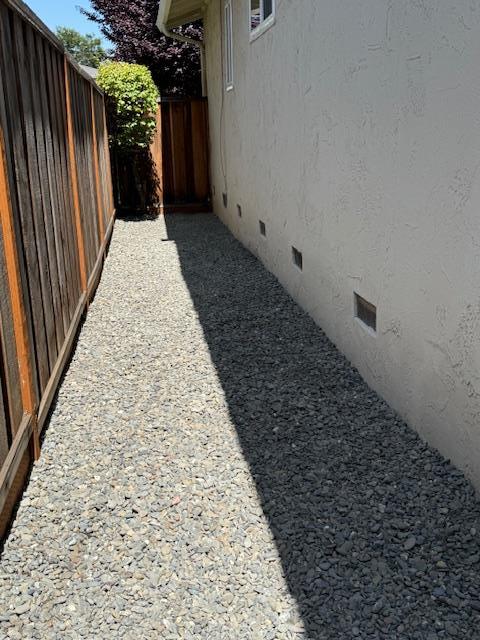 Detail Gallery Image 25 of 41 For 1135 Elmsford Dr, Cupertino,  CA 95014 - 3 Beds | 2/1 Baths