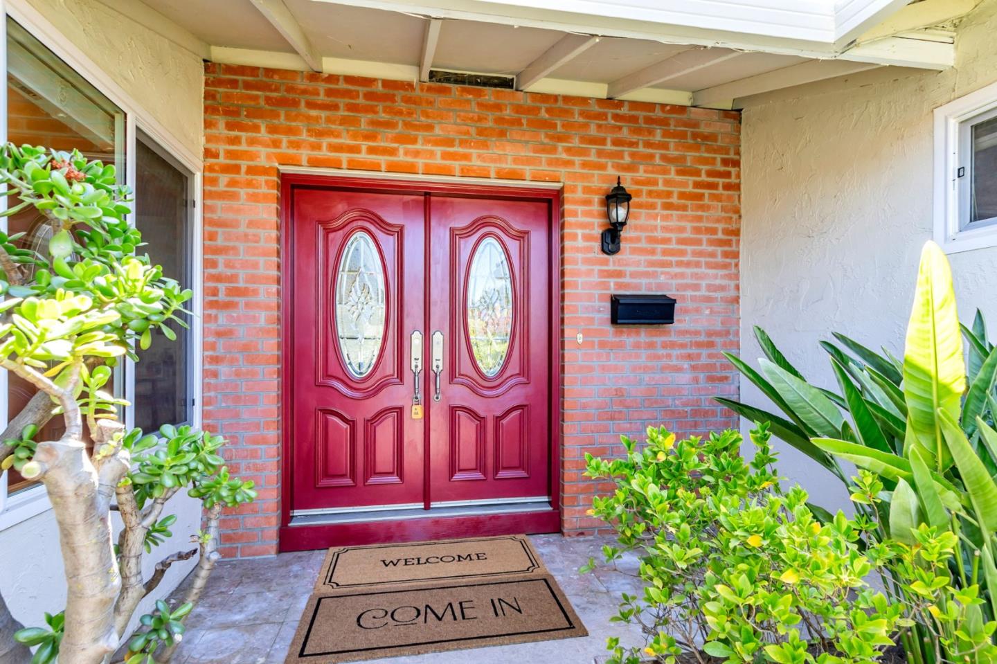 Detail Gallery Image 4 of 41 For 1135 Elmsford Dr, Cupertino,  CA 95014 - 3 Beds | 2/1 Baths