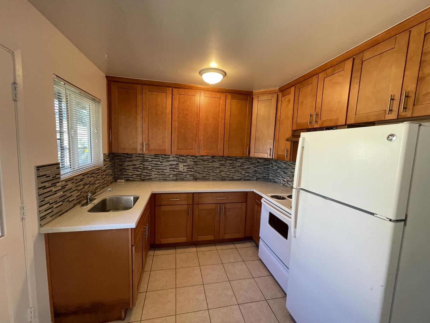 Detail Gallery Image 19 of 30 For 630 S 5th St, San Jose,  CA 95112 - – Beds | – Baths