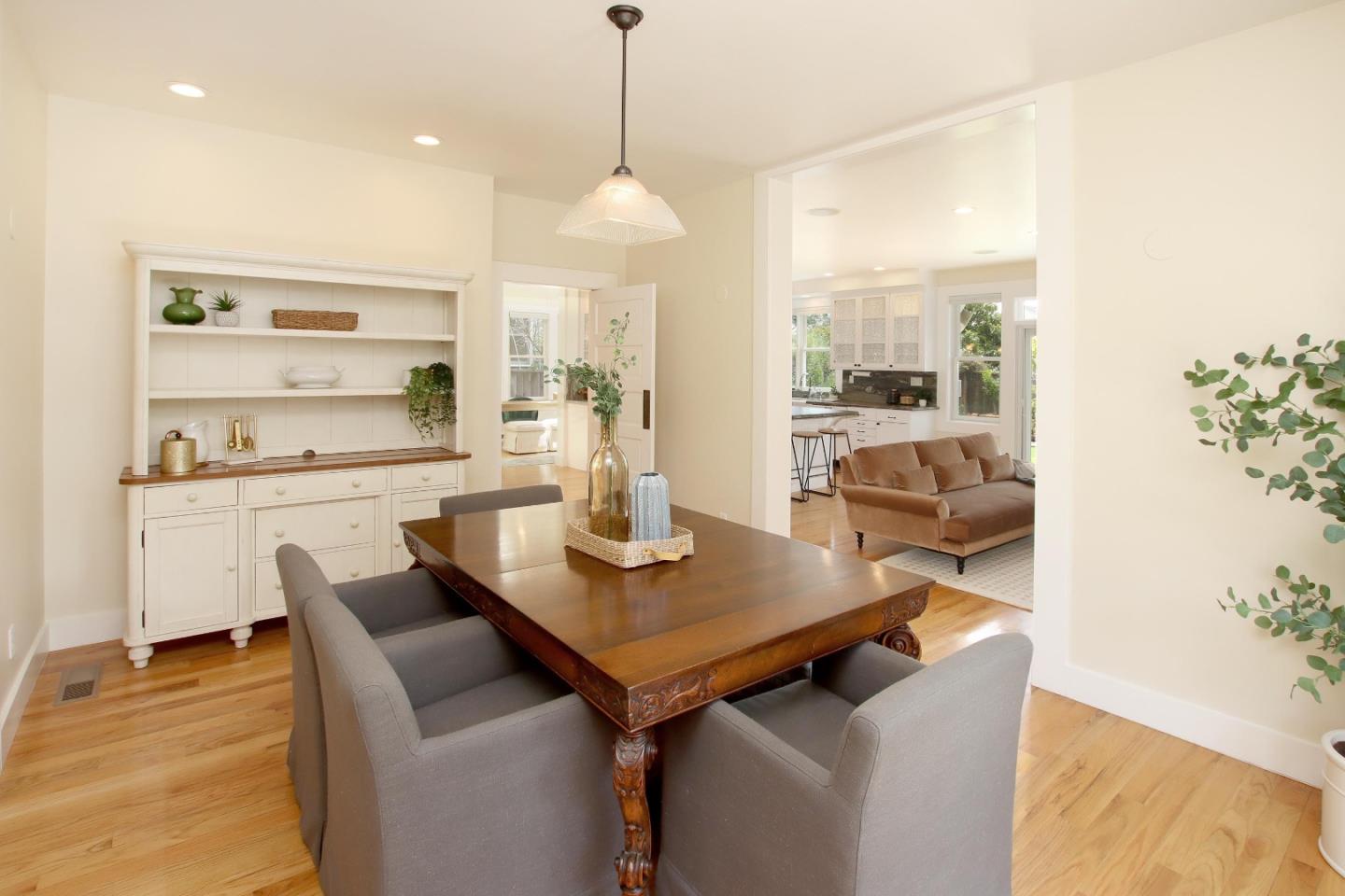 Detail Gallery Image 22 of 54 For 510 Windham St, Santa Cruz,  CA 95062 - 3 Beds | 2/1 Baths