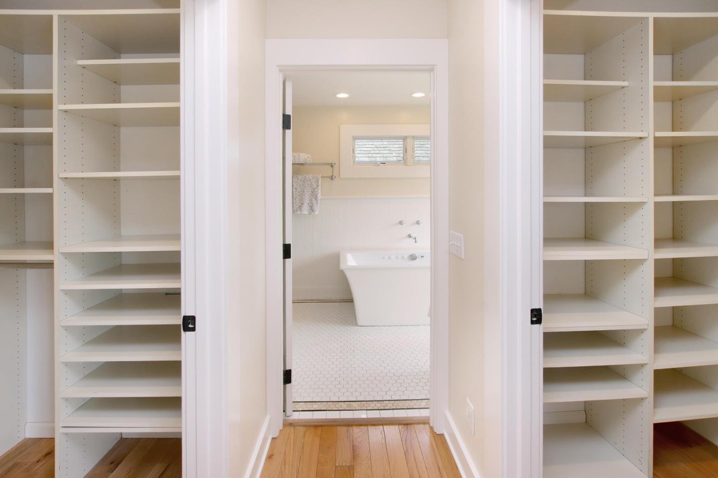 Detail Gallery Image 28 of 54 For 510 Windham St, Santa Cruz,  CA 95062 - 3 Beds | 2/1 Baths