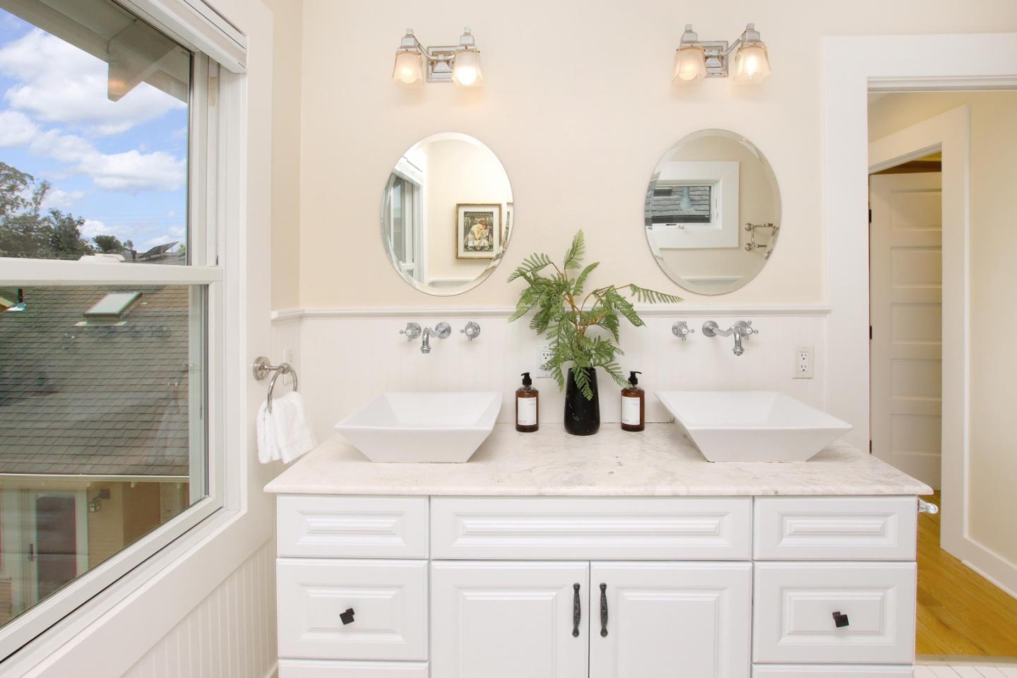 Detail Gallery Image 32 of 54 For 510 Windham St, Santa Cruz,  CA 95062 - 3 Beds | 2/1 Baths