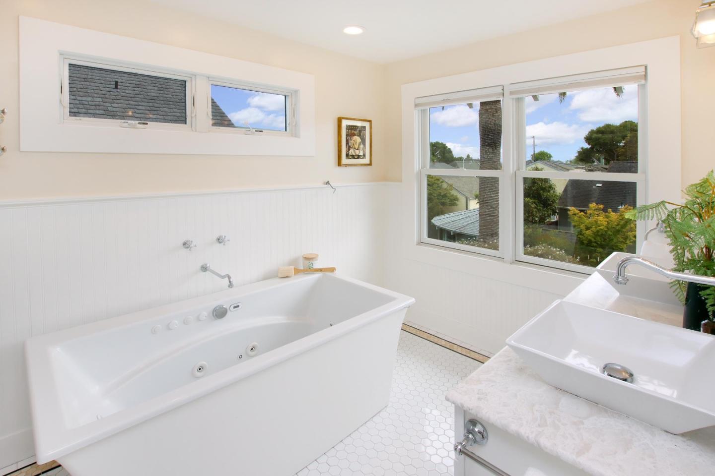 Detail Gallery Image 33 of 54 For 510 Windham St, Santa Cruz,  CA 95062 - 3 Beds | 2/1 Baths