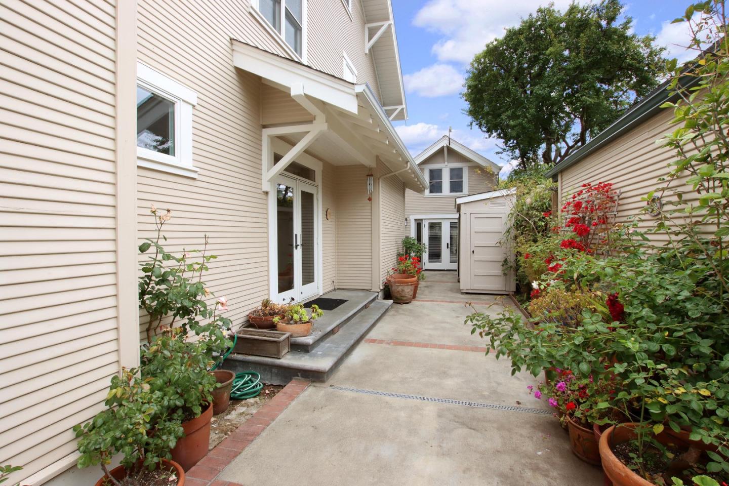 Detail Gallery Image 45 of 54 For 510 Windham St, Santa Cruz,  CA 95062 - 3 Beds | 2/1 Baths