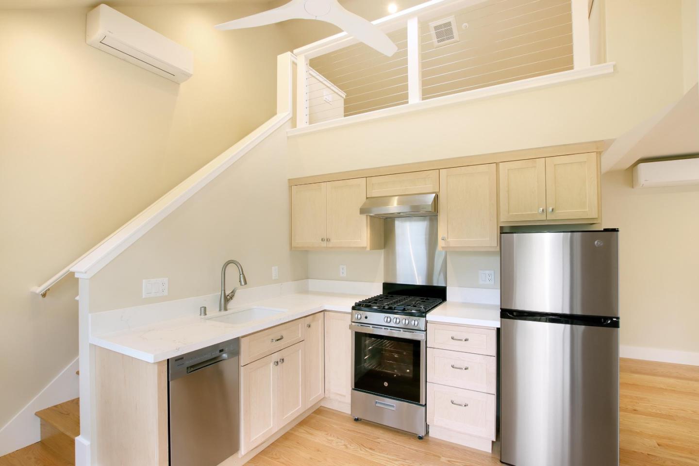 Detail Gallery Image 48 of 54 For 510 Windham St, Santa Cruz,  CA 95062 - 3 Beds | 2/1 Baths