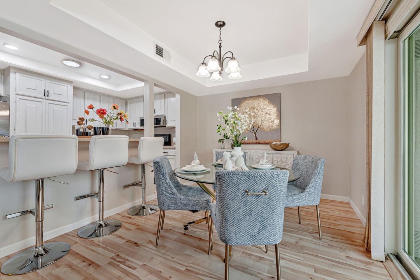 Detail Gallery Image 14 of 46 For 5441 Cribari Grn, San Jose,  CA 95135 - 2 Beds | 2 Baths