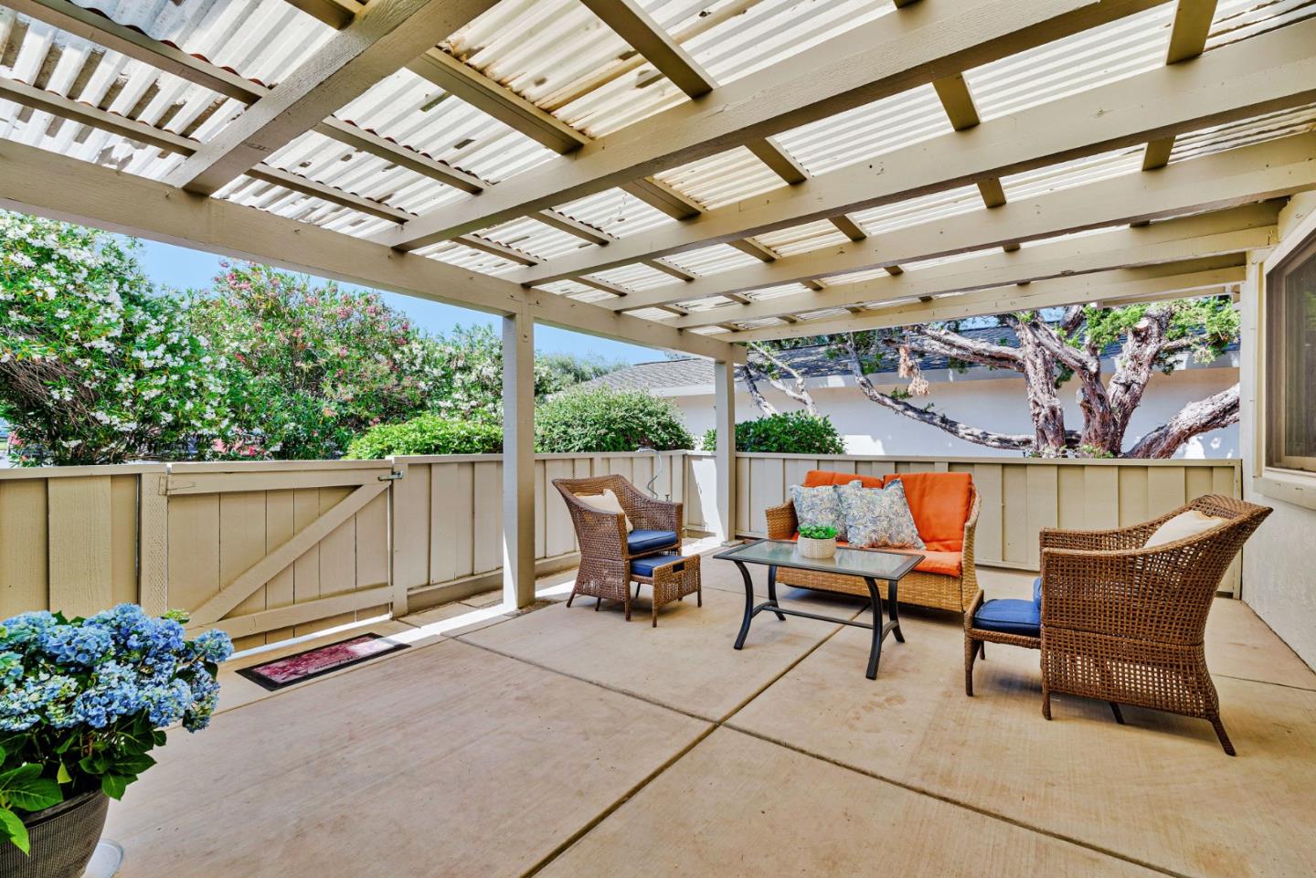 Detail Gallery Image 28 of 46 For 5441 Cribari Grn, San Jose,  CA 95135 - 2 Beds | 2 Baths