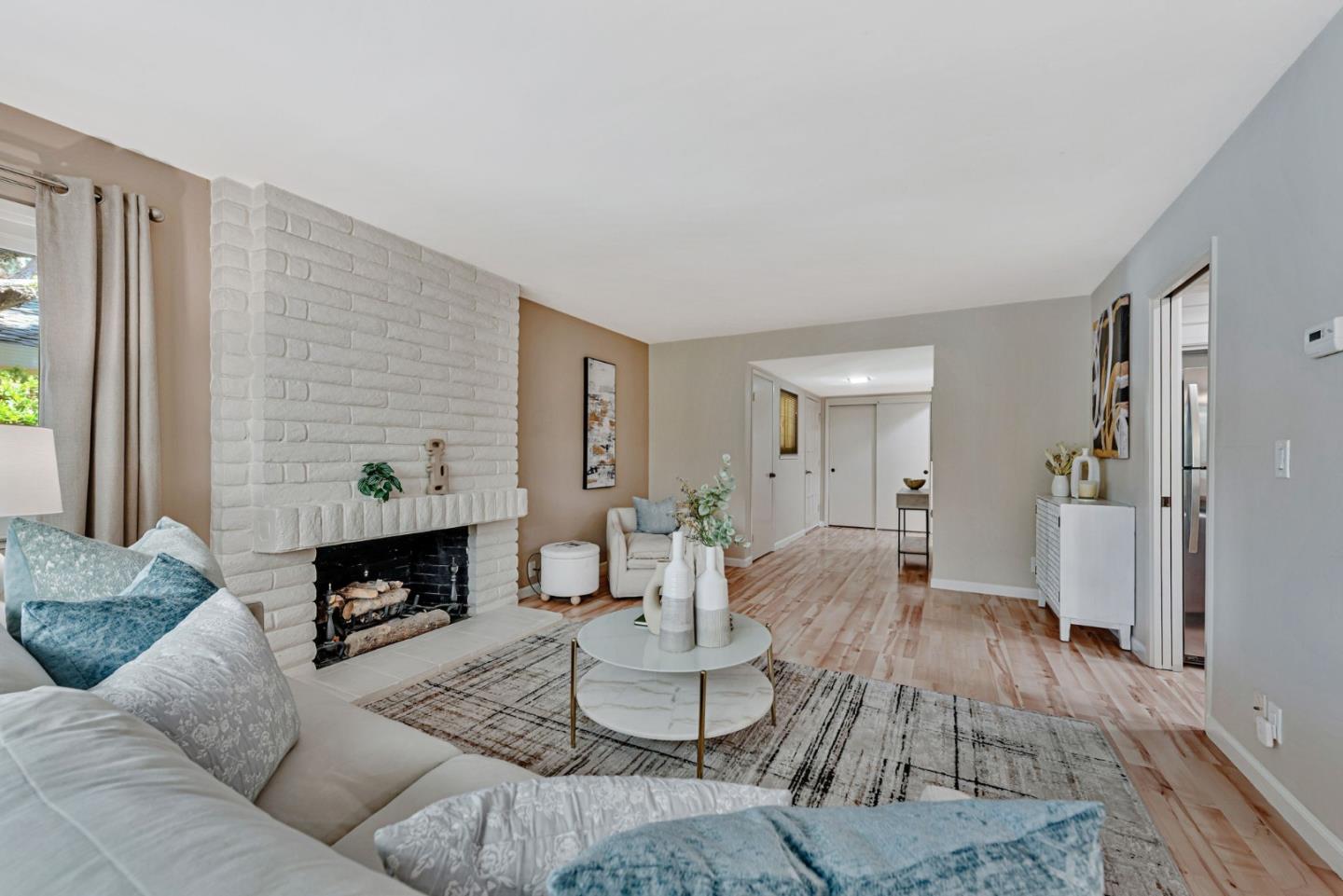 Detail Gallery Image 4 of 46 For 5441 Cribari Grn, San Jose,  CA 95135 - 2 Beds | 2 Baths