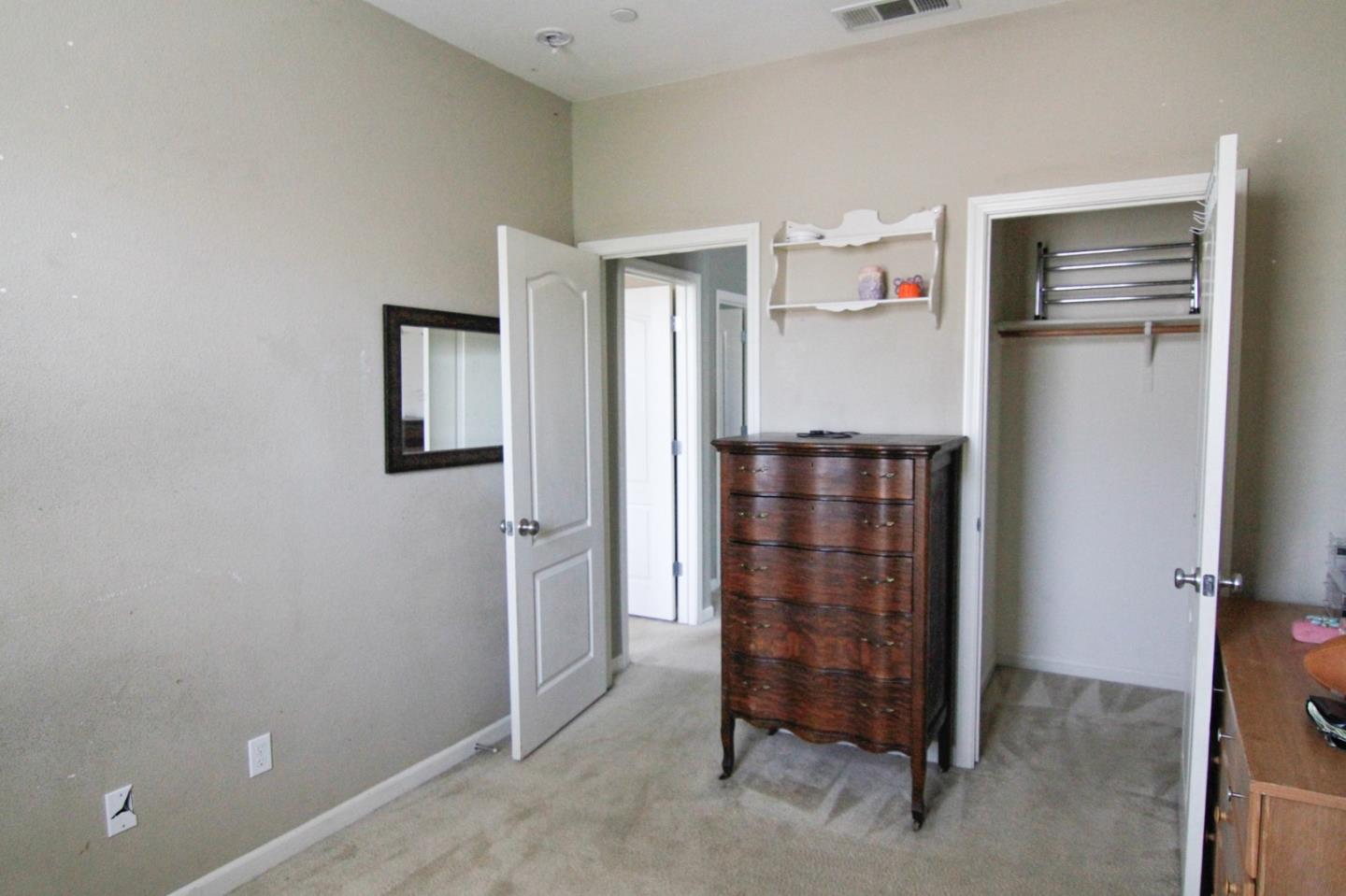Detail Gallery Image 12 of 21 For 120 Sturla Way, Gilroy,  CA 95020 - 3 Beds | 2/1 Baths