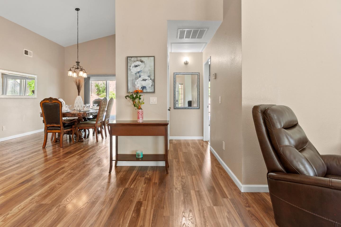 Detail Gallery Image 6 of 27 For 506 Navajo Ave, Paso Robles,  CA 93446 - 3 Beds | 2 Baths