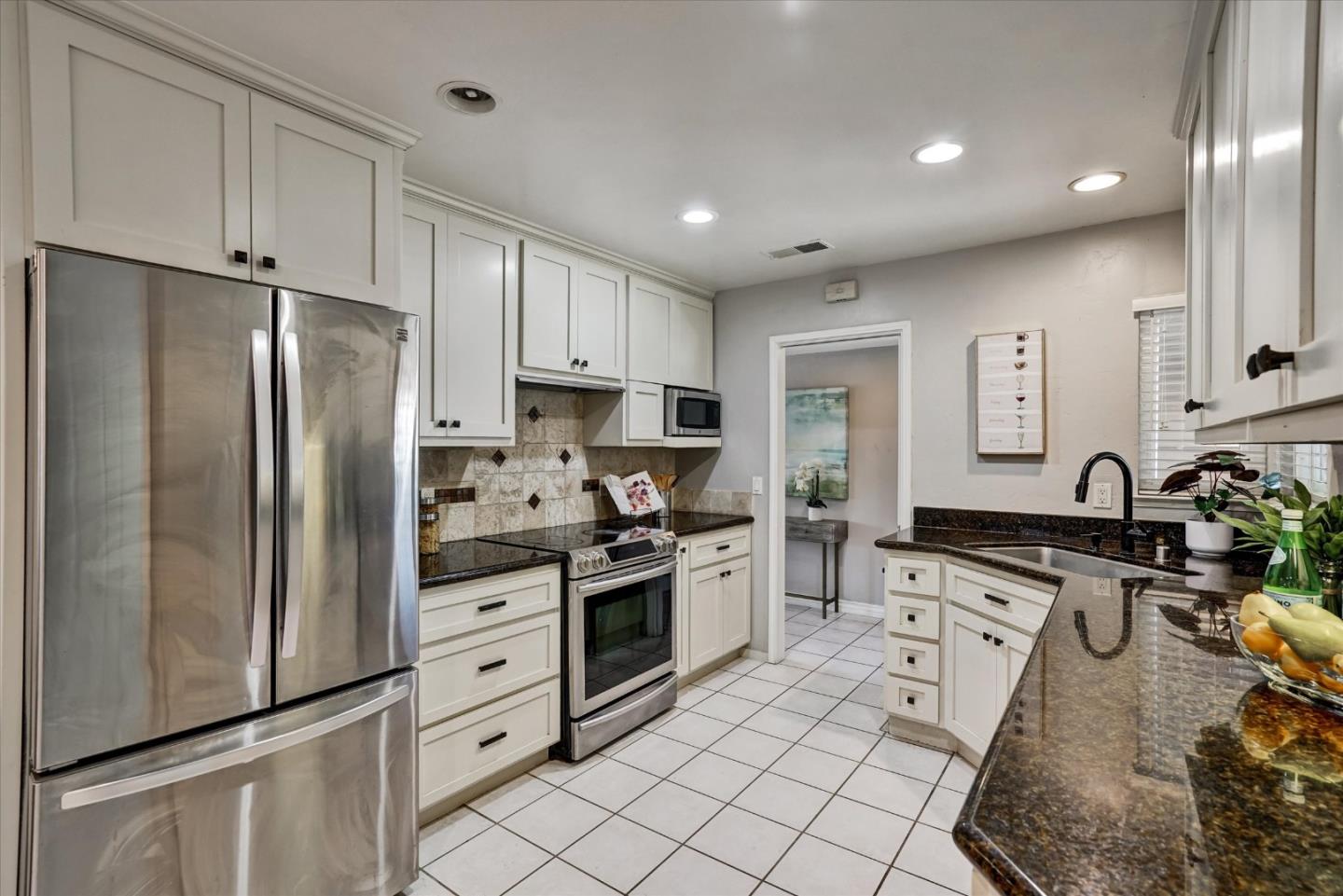 Detail Gallery Image 7 of 37 For 4110 Partridge Dr, San Jose,  CA 95121 - 4 Beds | 2 Baths