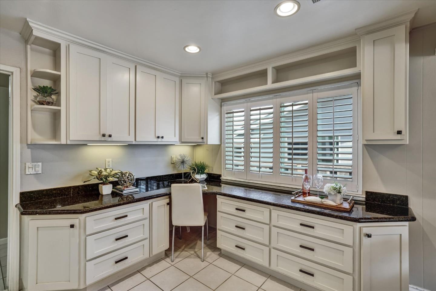 Detail Gallery Image 9 of 37 For 4110 Partridge Dr, San Jose,  CA 95121 - 4 Beds | 2 Baths