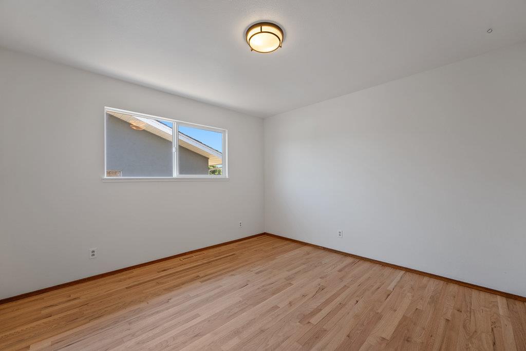 Detail Gallery Image 11 of 40 For 21 Karen Dr, Watsonville,  CA 95076 - 3 Beds | 2 Baths