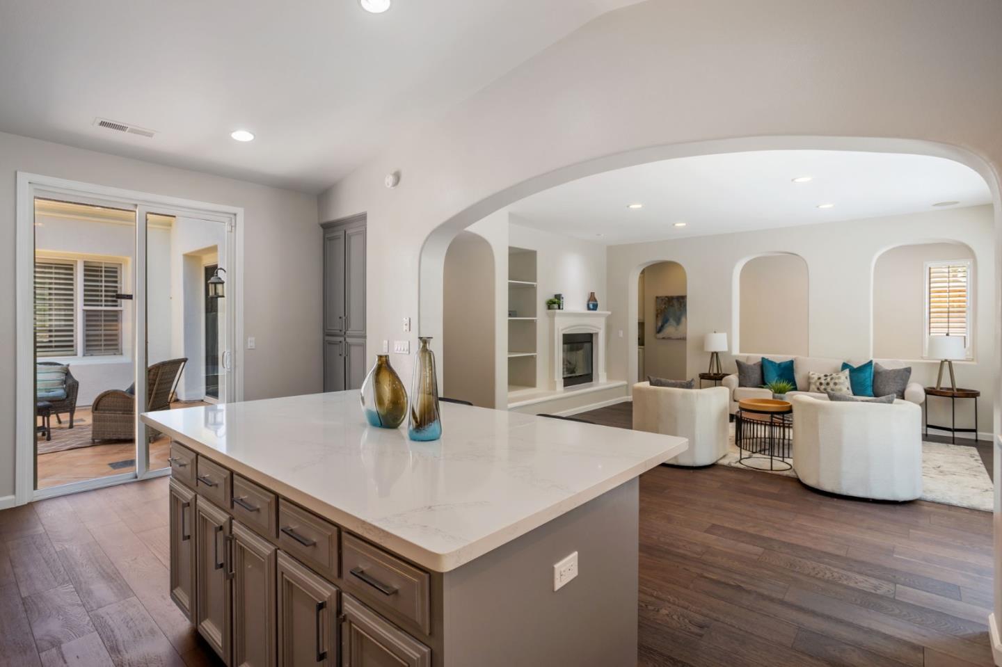 Detail Gallery Image 14 of 40 For 3406 Chieri Pl, San Jose,  CA 95148 - 5 Beds | 3 Baths