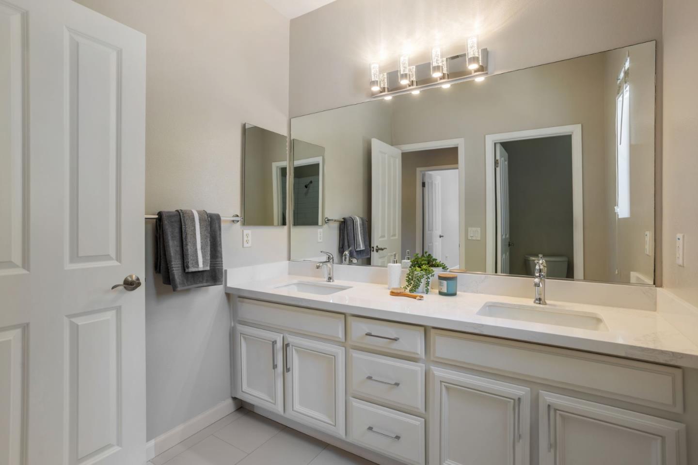 Detail Gallery Image 29 of 40 For 3406 Chieri Pl, San Jose,  CA 95148 - 5 Beds | 3 Baths
