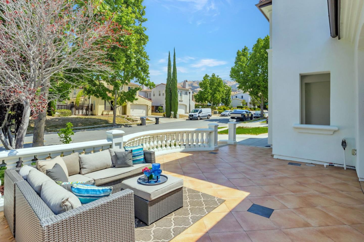 Detail Gallery Image 5 of 40 For 3406 Chieri Pl, San Jose,  CA 95148 - 5 Beds | 3 Baths